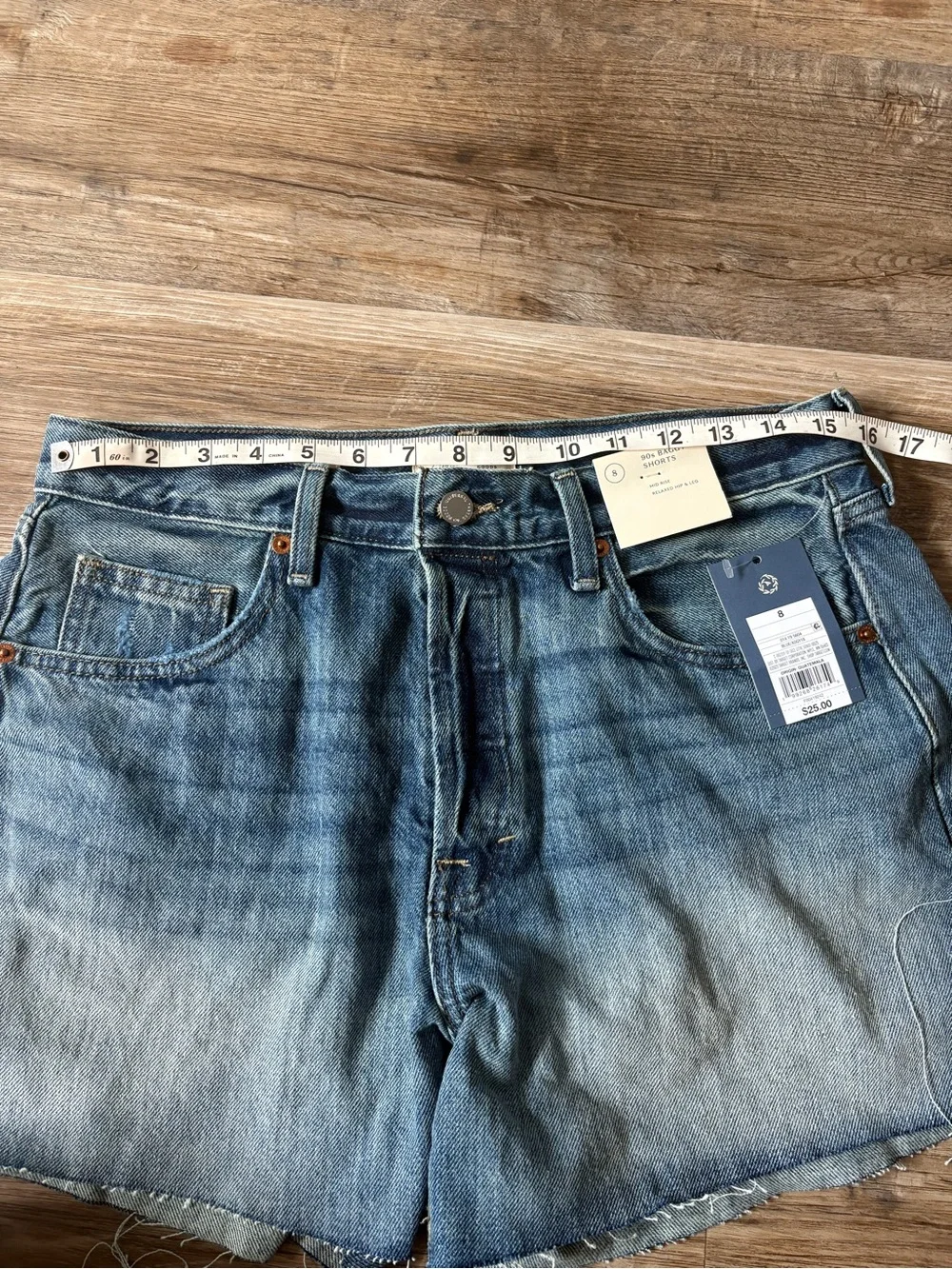 Universal Thread 90s Baggy Denim Shorts – Size 8